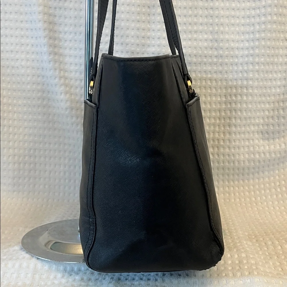Tory Burch Shoulder Bag (REHAB)